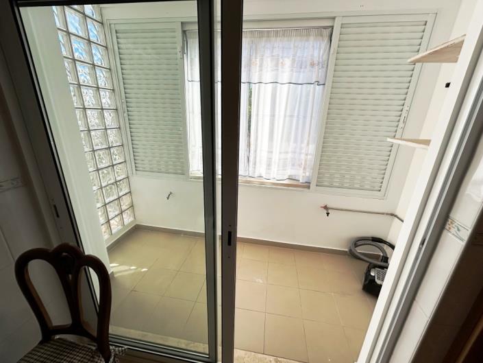 Image No.20-2 Bed Townhouse for sale