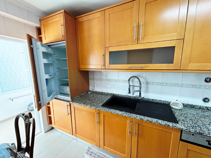 Image No.19-2 Bed Townhouse for sale