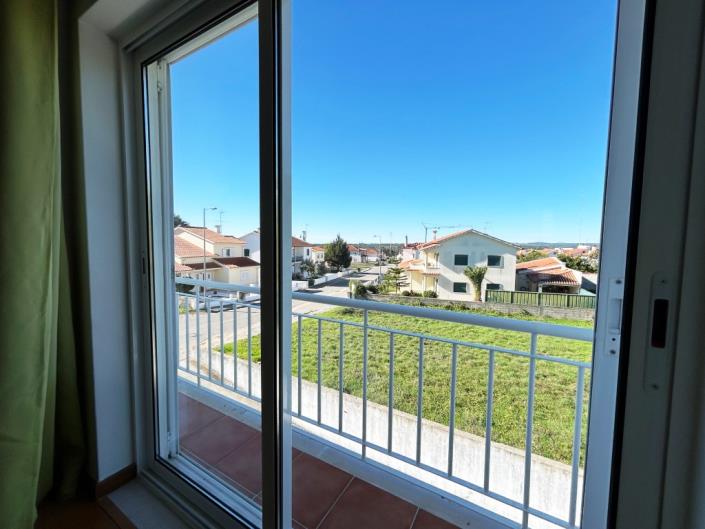 Image No.28-2 Bed Townhouse for sale