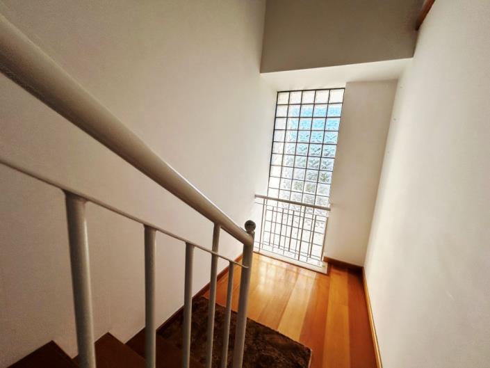 Image No.38-2 Bed Townhouse for sale