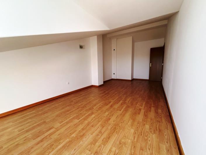 Image No.44-2 Bed Townhouse for sale