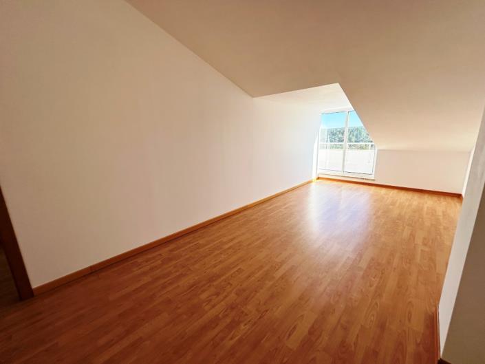 Image No.45-2 Bed Townhouse for sale