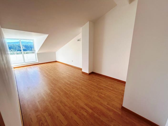 Image No.46-2 Bed Townhouse for sale