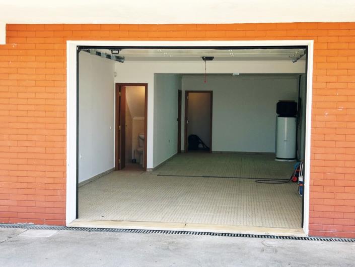 Image No.50-2 Bed Townhouse for sale