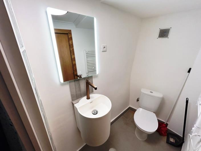 Image No.13-3 Bed Townhouse for sale