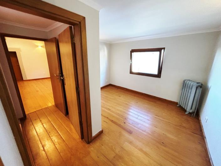 Image No.17-3 Bed Townhouse for sale