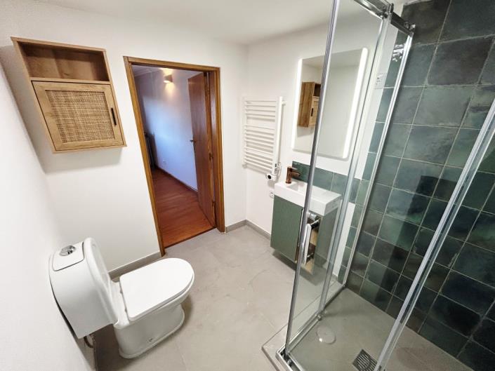 Image No.21-3 Bed Townhouse for sale