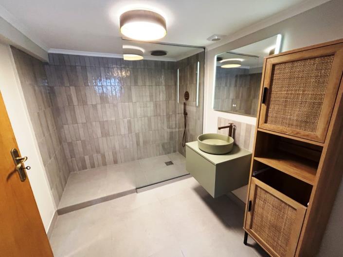 Image No.27-3 Bed Townhouse for sale