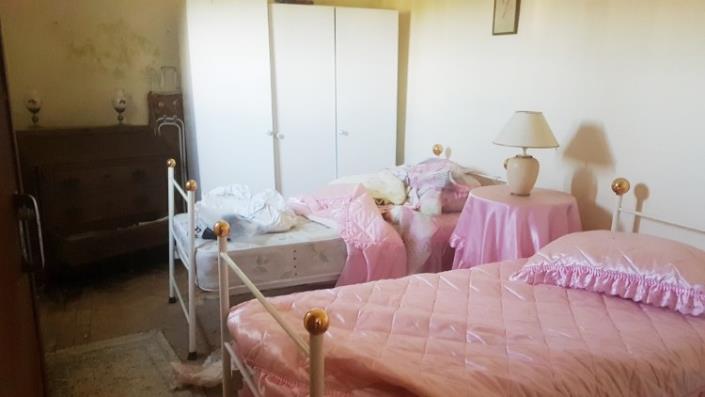 Image No.21-3 Bed Village House for sale