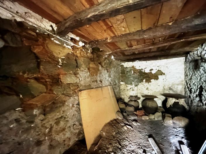 Image No.25-3 Bed Village House for sale