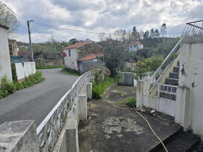 Image No.12-5 Bed House for sale