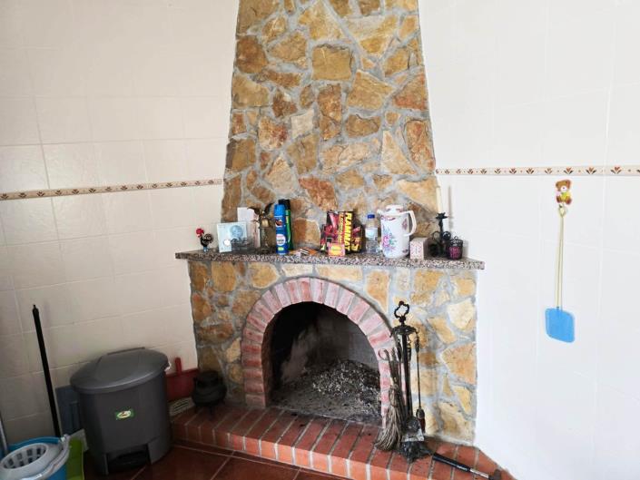 Image No.21-5 Bed House for sale