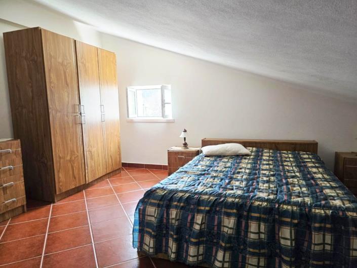 Image No.41-5 Bed House for sale