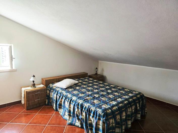 Image No.42-5 Bed House for sale