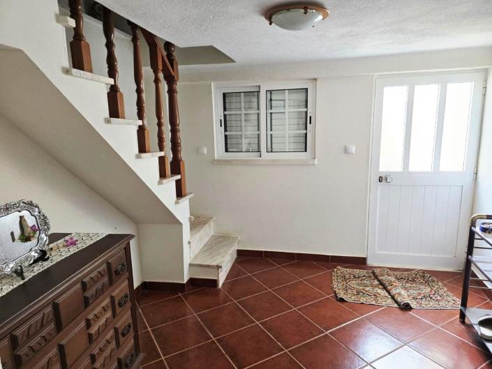 Image No.49-5 Bed House for sale