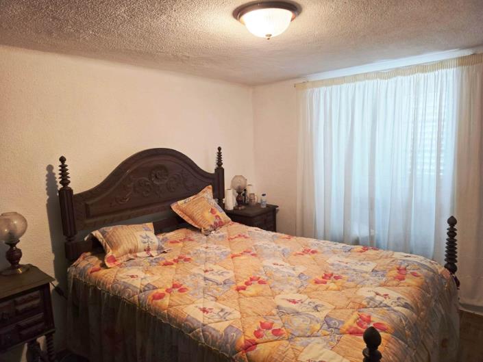 Image No.57-5 Bed House for sale