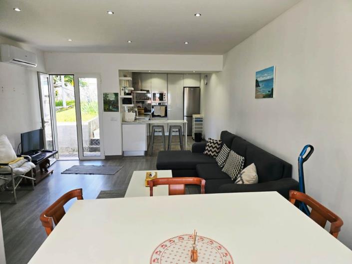 Image No.3-2 Bed House for sale