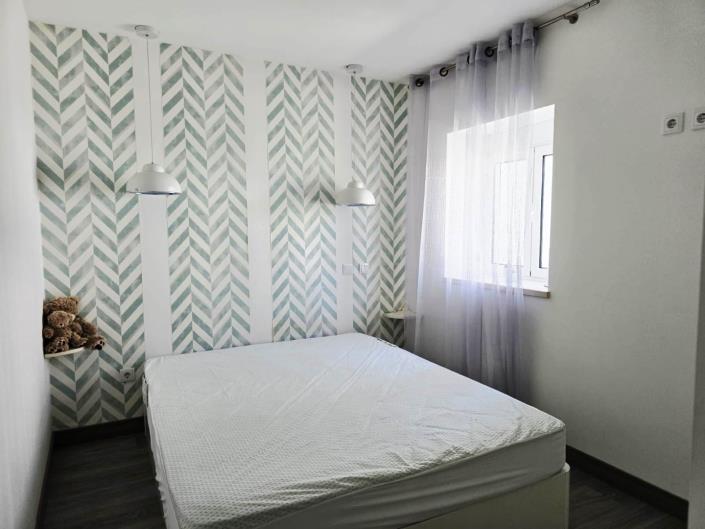 Image No.17-2 Bed House for sale