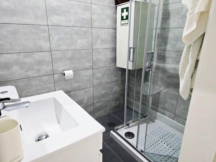 Image No.19-2 Bed House for sale