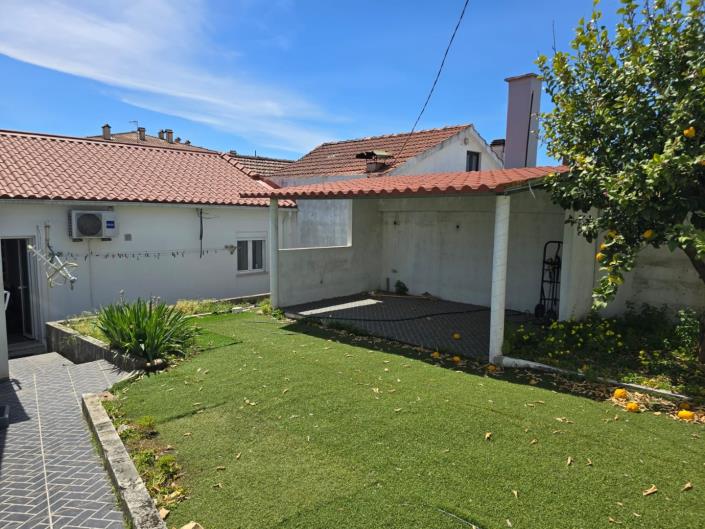 Image No.30-2 Bed House for sale