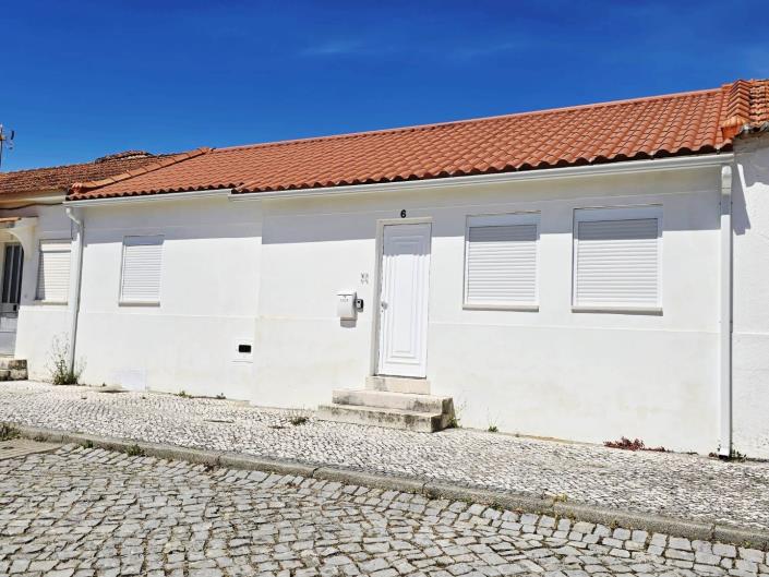 Image No.41-2 Bed House for sale