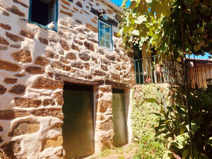 Image No.5-2 Bed Village House for sale