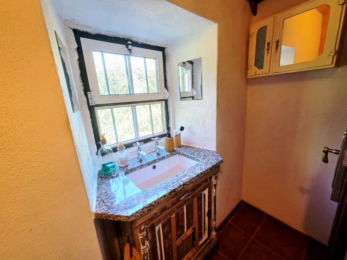 Image No.21-2 Bed Village House for sale