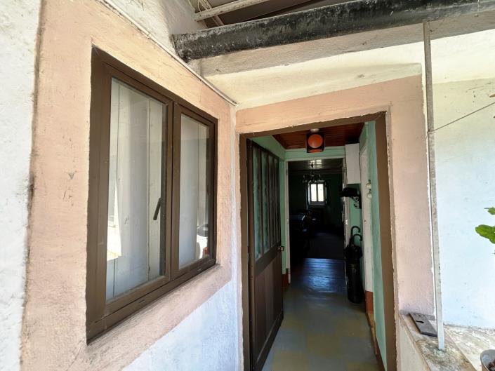 Image No.7-6 Bed House for sale