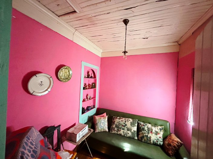 Image No.12-6 Bed House for sale