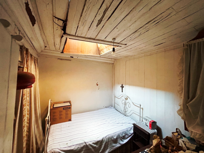 Image No.13-6 Bed House for sale