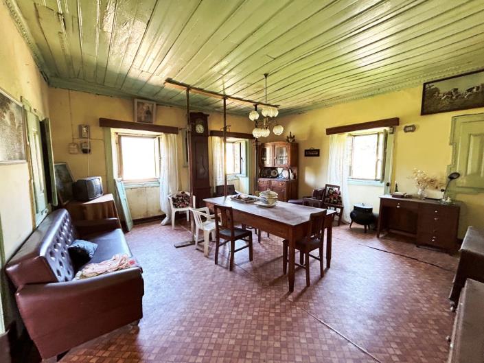 Image No.22-6 Bed House for sale