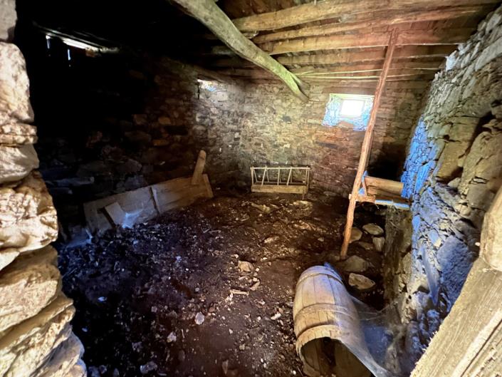 Image No.38-6 Bed House for sale