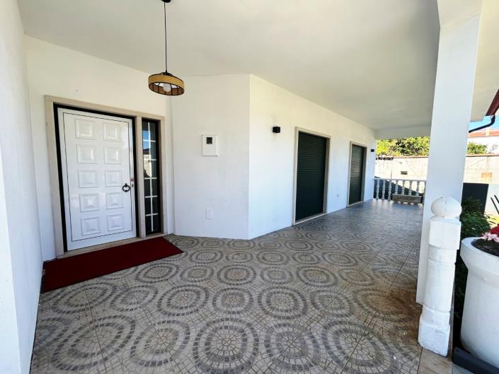 Image No.5-3 Bed House for sale