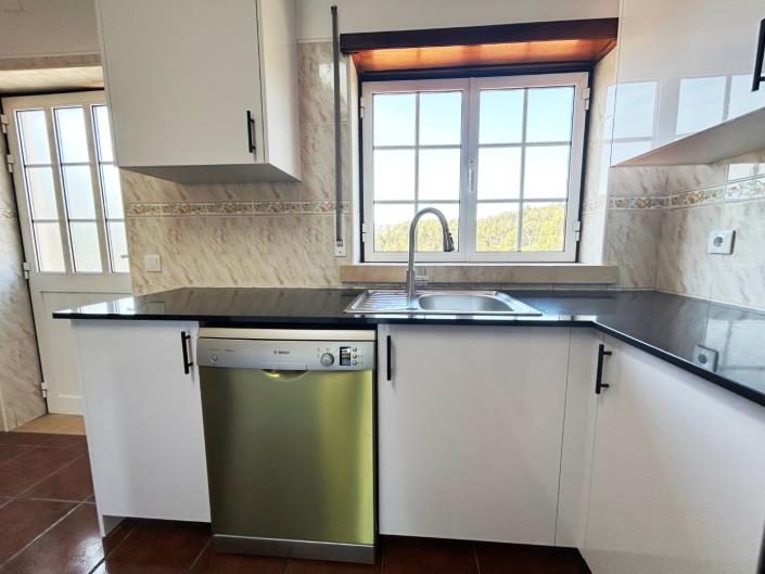 Image No.13-3 Bed House for sale