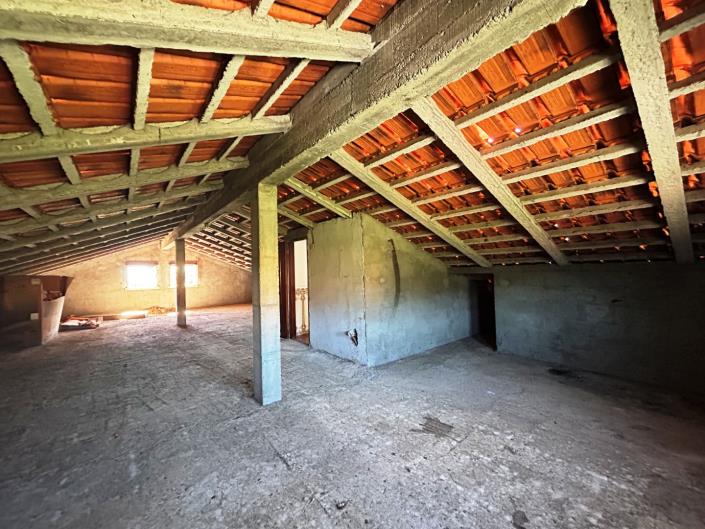 Image No.24-3 Bed House for sale