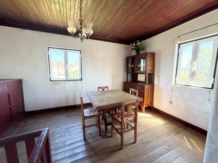 Image No.18-3 Bed House for sale