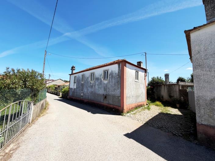 Image No.34-3 Bed House for sale