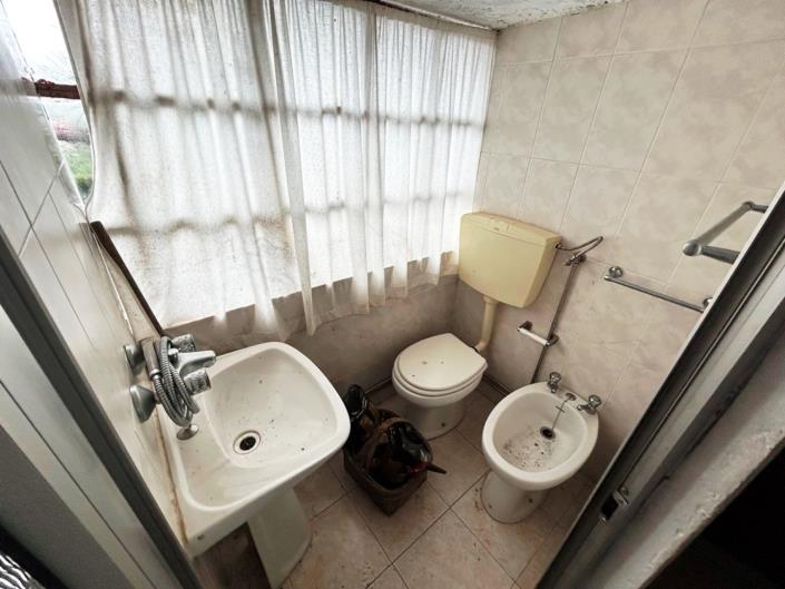 Image No.7-2 Bed Village House for sale
