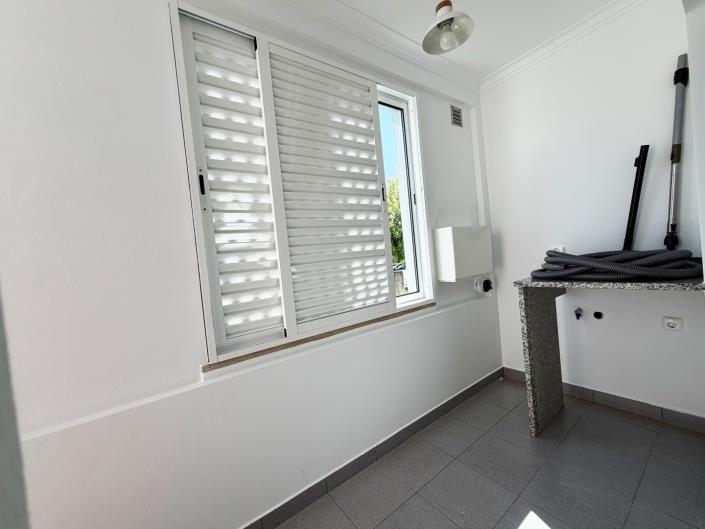 Image No.11-4 Bed House for sale