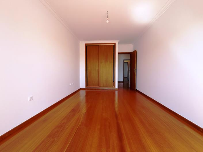 Image No.21-4 Bed House for sale
