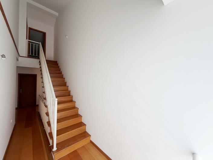 Image No.29-4 Bed House for sale