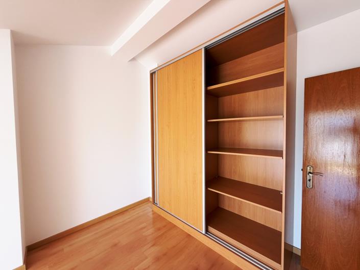 Image No.33-4 Bed House for sale