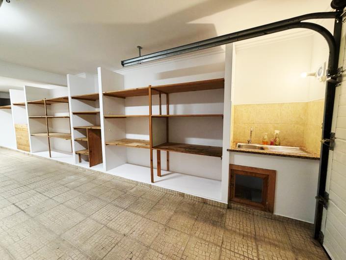 Image No.41-4 Bed House for sale