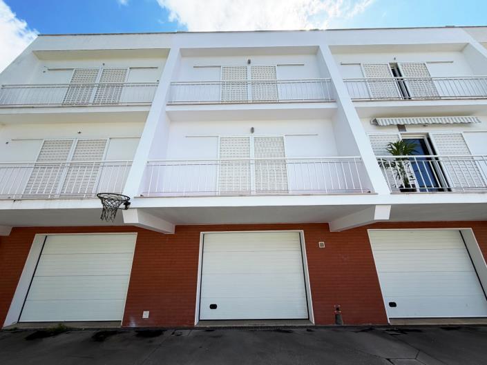 Image No.46-4 Bed House for sale