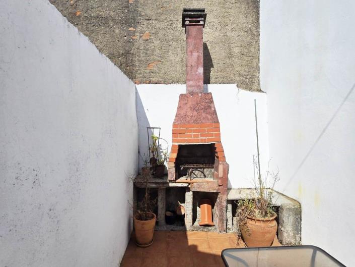 Image No.10-3 Bed House for sale