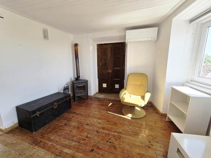 Image No.20-3 Bed House for sale