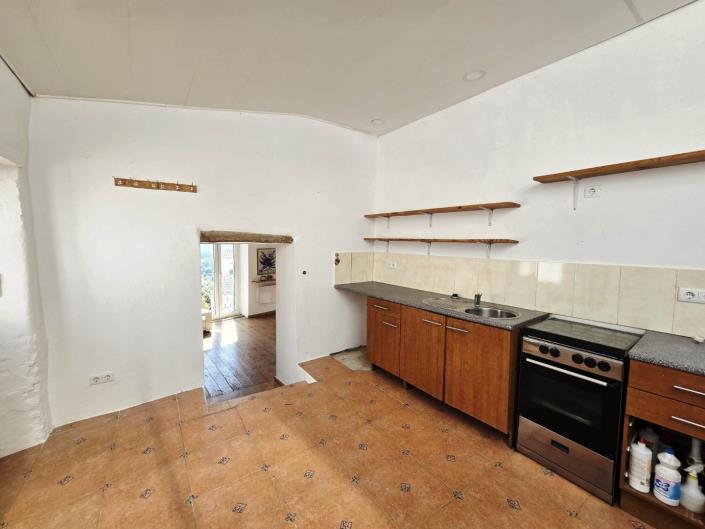 Image No.28-3 Bed House for sale