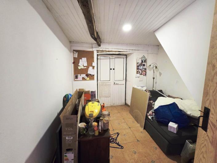 Image No.44-3 Bed House for sale