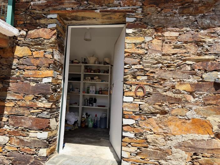Image No.29-2 Bed Farmhouse for sale