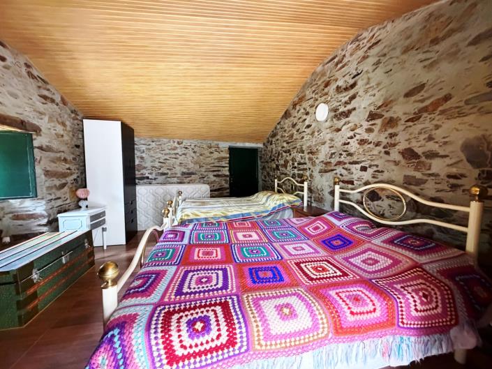 Image No.37-2 Bed Farmhouse for sale